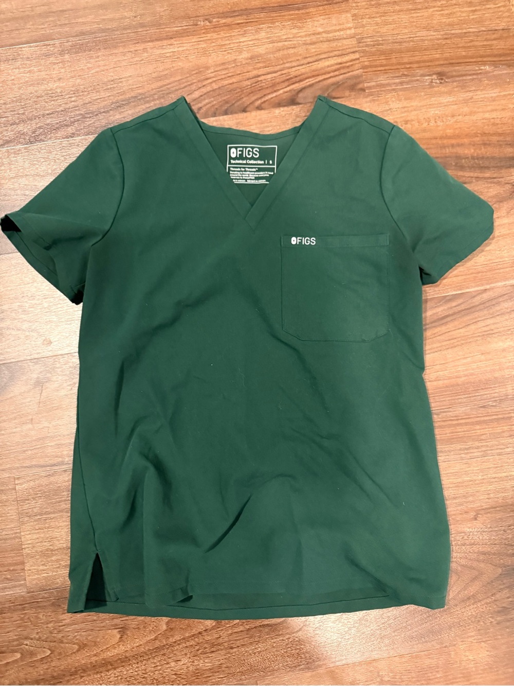 FIGS Racing Green V-Neck Medical Scrub Top